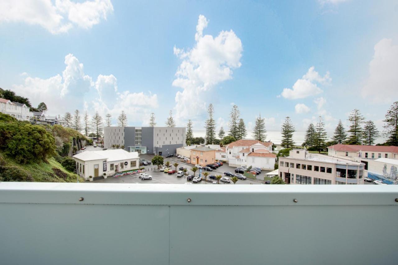 Coastal Crib - Napier Holiday Apartment ภายนอก รูปภาพ